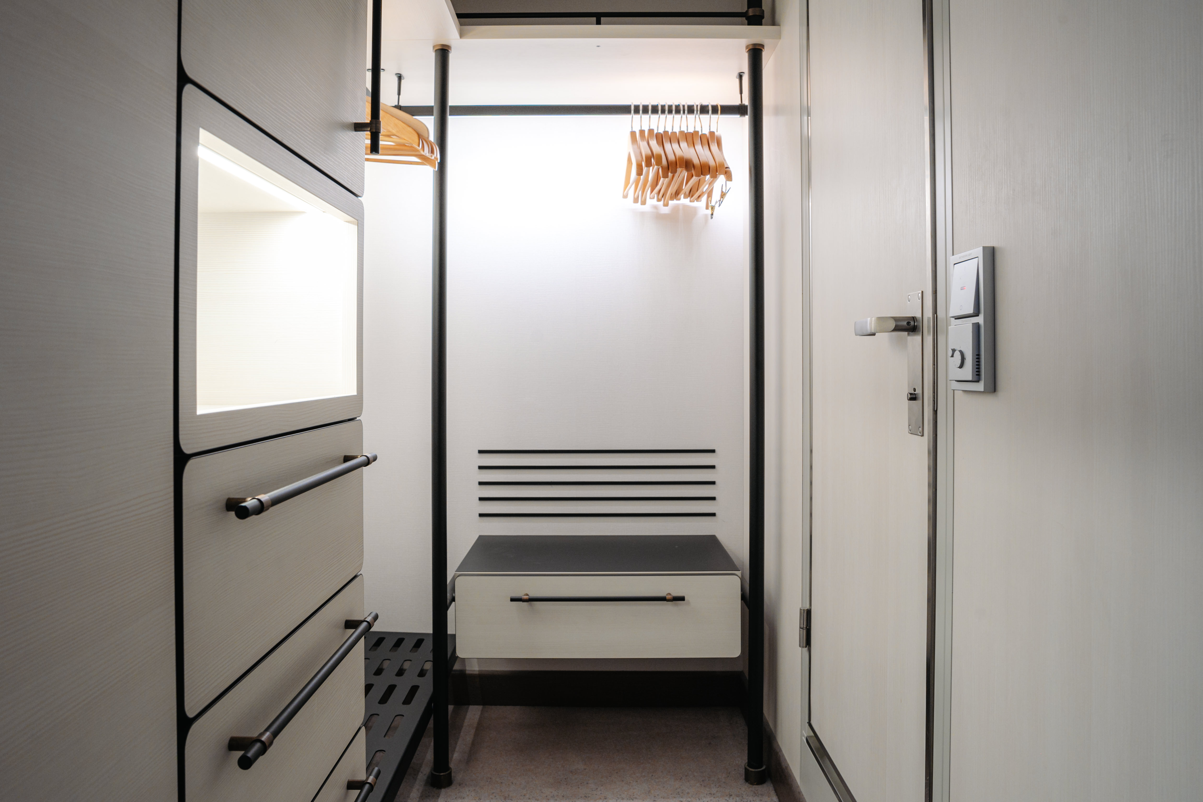 Expedition Suite | Suite with balcony